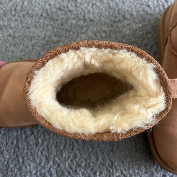 mini uggs - Picture 3 of 5